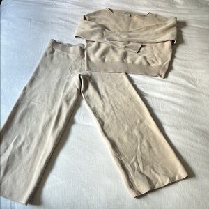 Rachel Zoe Beige Knit Sweater and Cropped Pants Set Size M